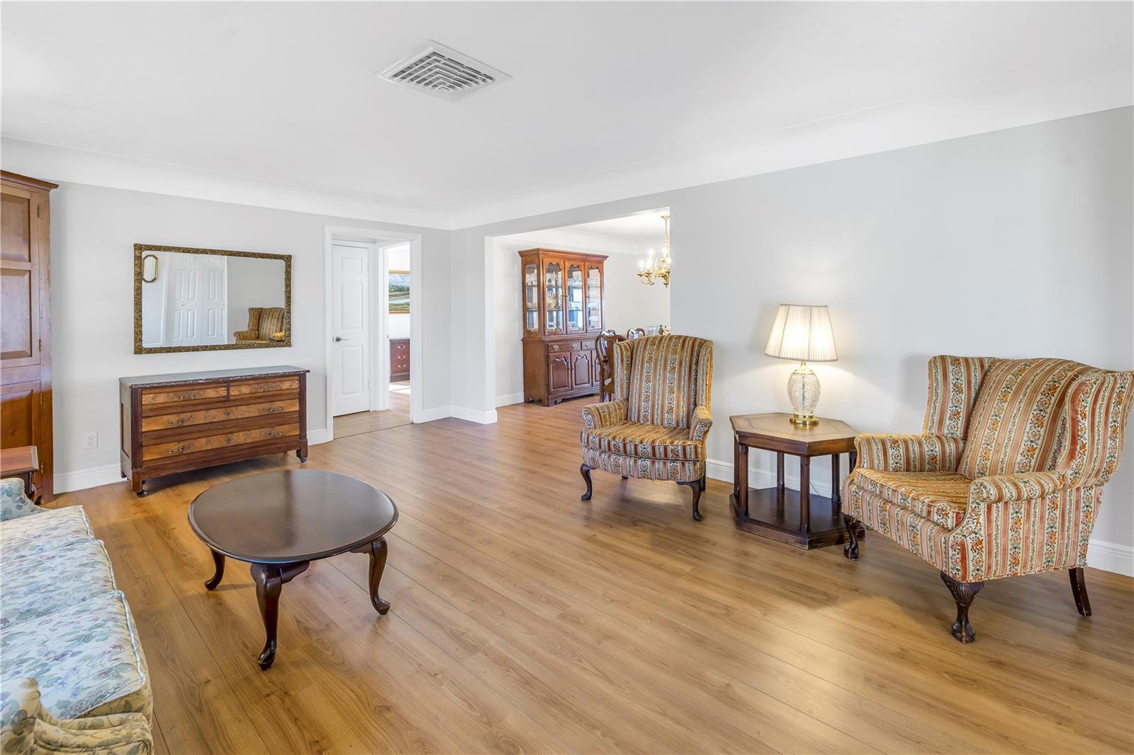 VENETIAN ISLES - Residential