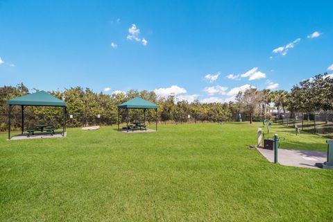 A home in WIMAUMA