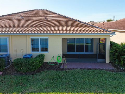 A home in WIMAUMA