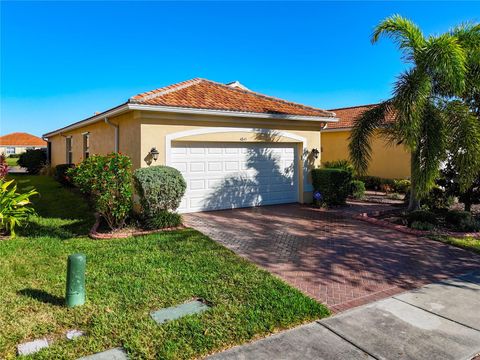 A home in WIMAUMA