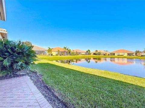 A home in WIMAUMA