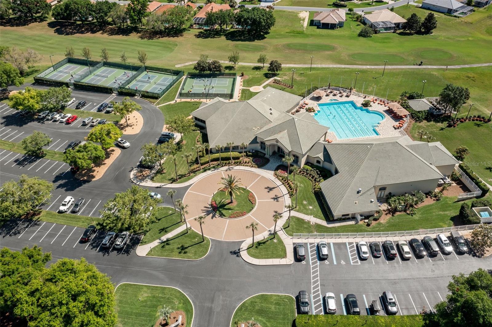 HILLSIDE VILLAS - Residential