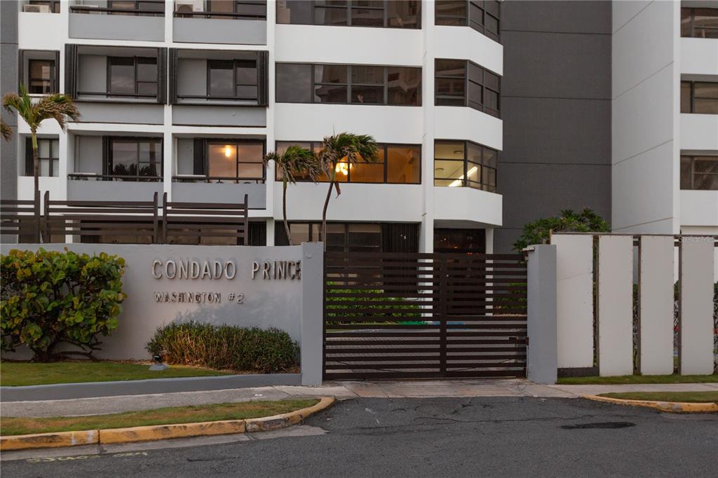 CONDADO PRINCESS - Residential