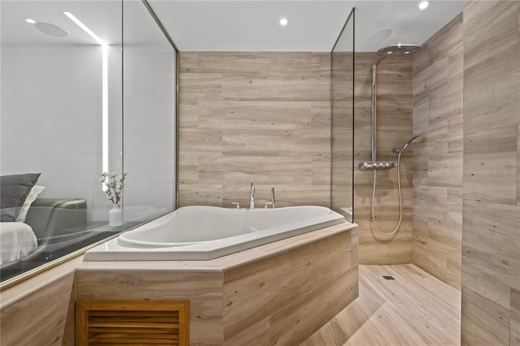 CONDADO PRINCESS - Residential