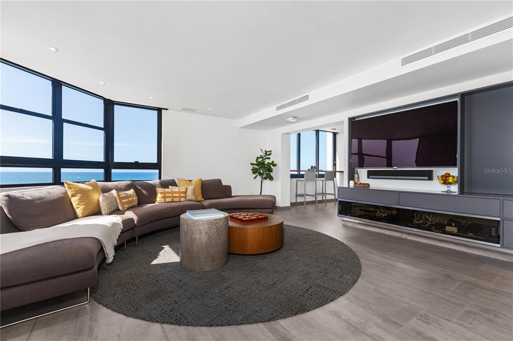 CONDADO PRINCESS - Residential