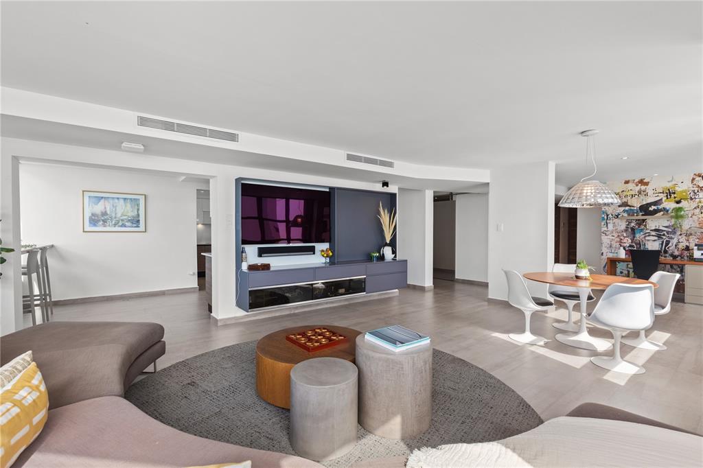 CONDADO PRINCESS - Residential