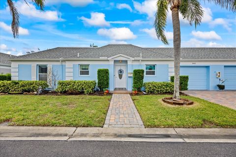 A home in SEMINOLE