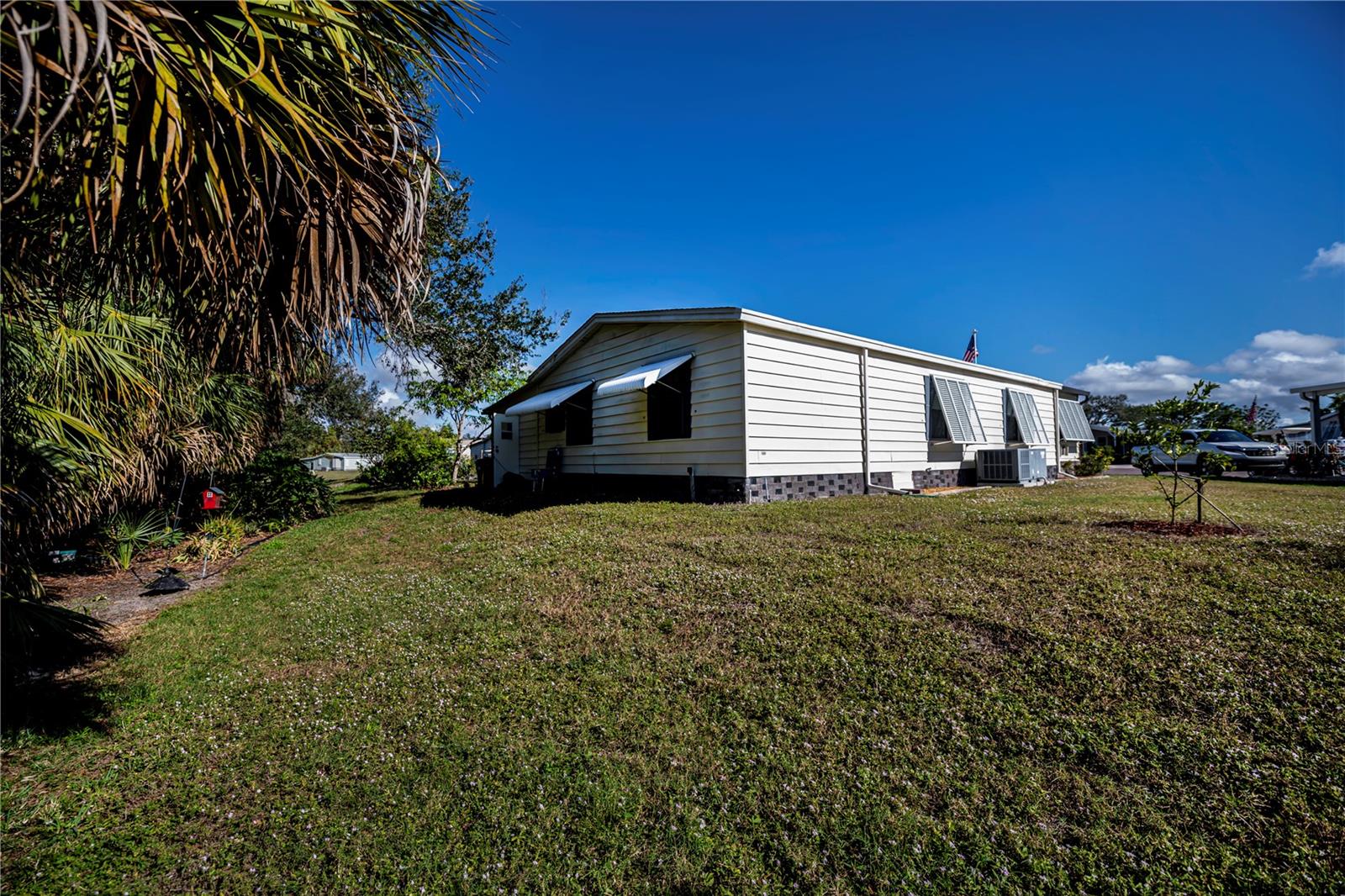 TANGERINE WOODS - Residential