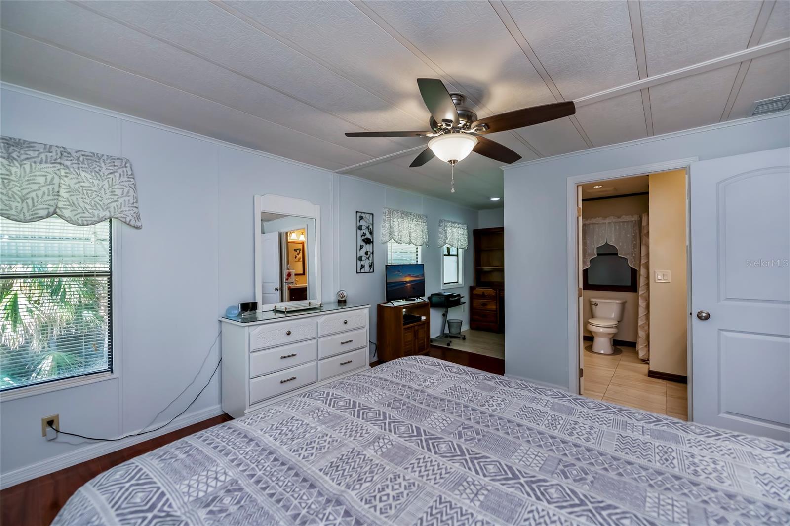 TANGERINE WOODS - Residential