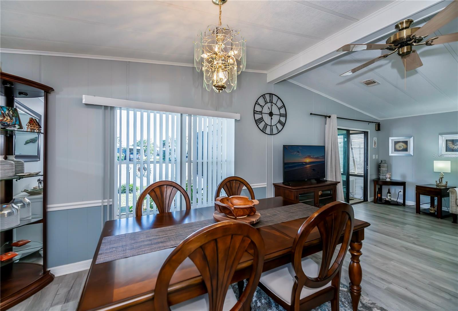 TANGERINE WOODS - Residential