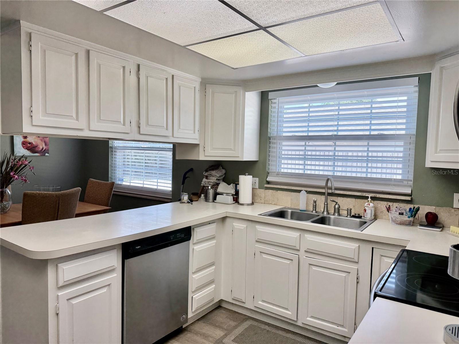 MAITLAND GROVE - Residential