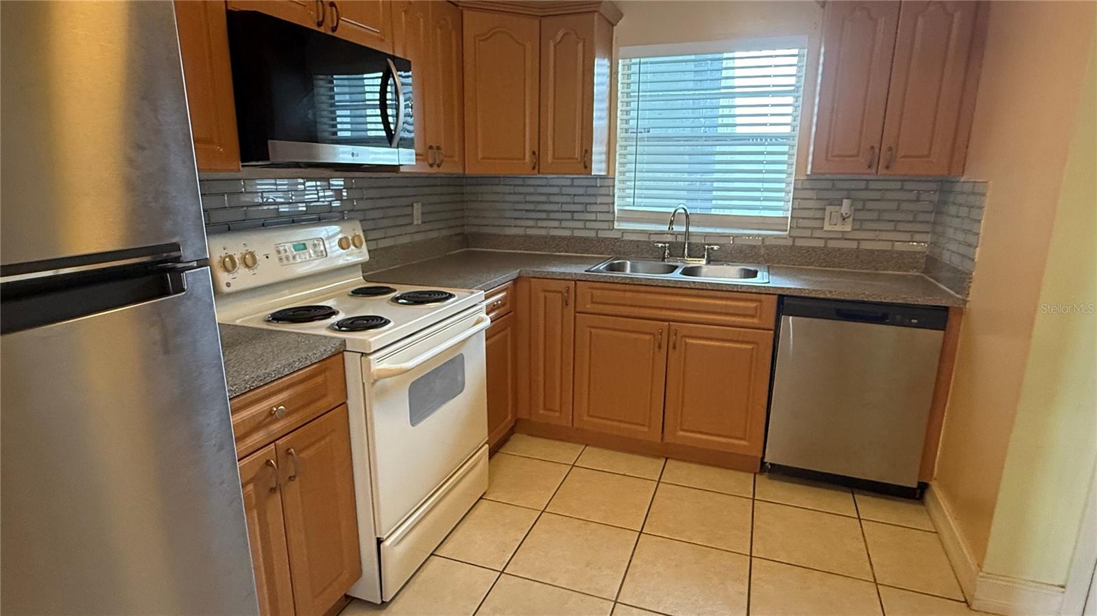 2830 SOMERSET PARK DRIVE 202