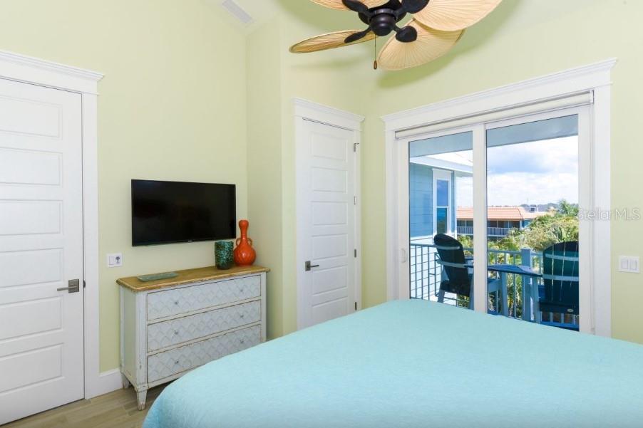 CORTEZ BEACH PB1/203 & - Residential