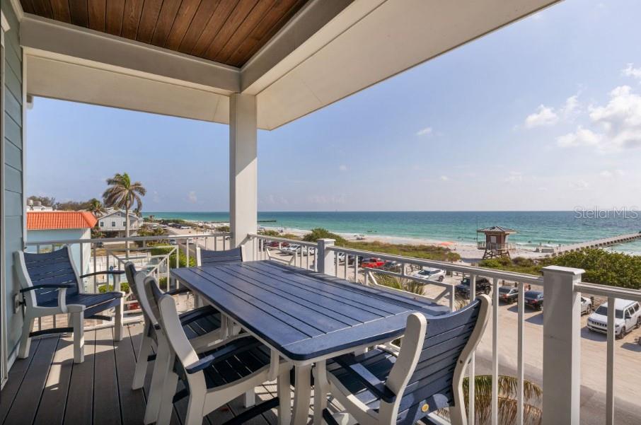 CORTEZ BEACH PB1/203 & - Residential