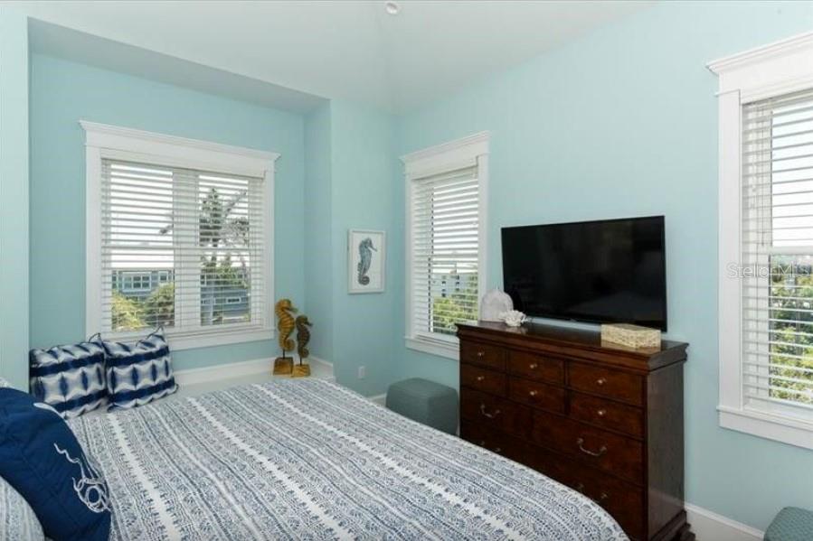 CORTEZ BEACH PB1/203 & - Residential