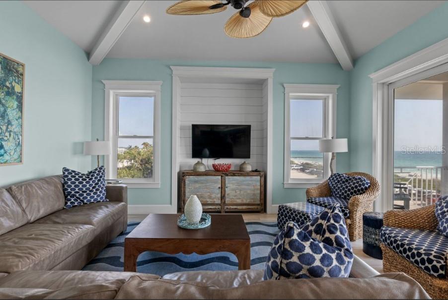 CORTEZ BEACH PB1/203 & - Residential