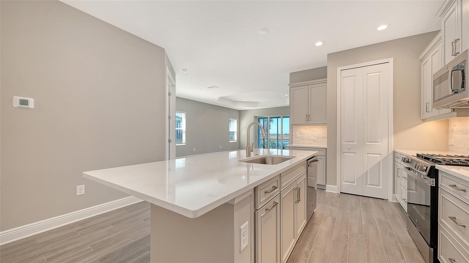 PALM GROVE AT LAKEWOOD RANCH - Residential