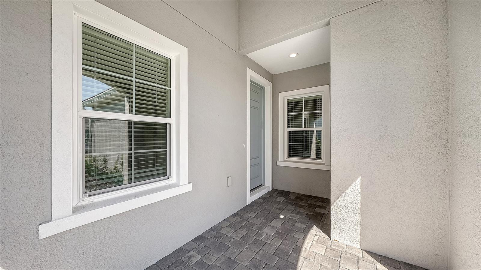 2118 SYLVESTER PALM LANE