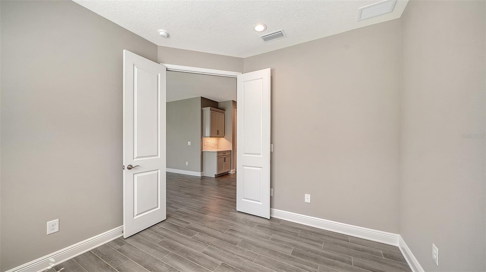 PALM GROVE AT LAKEWOOD RANCH - Residential