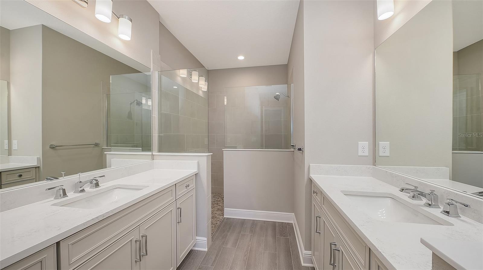 PALM GROVE AT LAKEWOOD RANCH - Residential