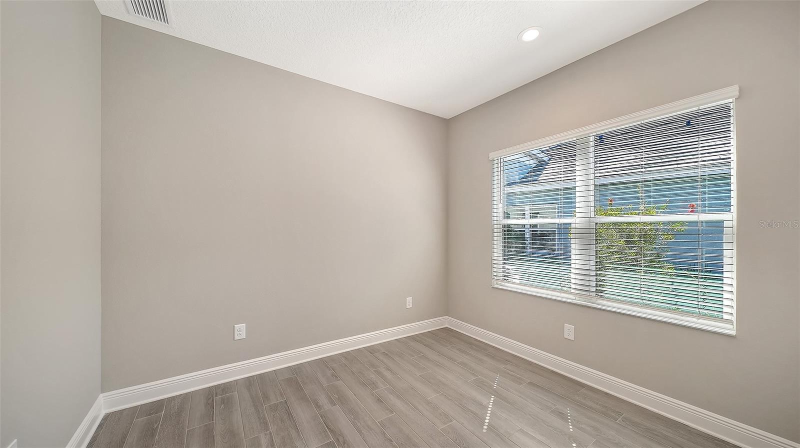 PALM GROVE AT LAKEWOOD RANCH - Residential