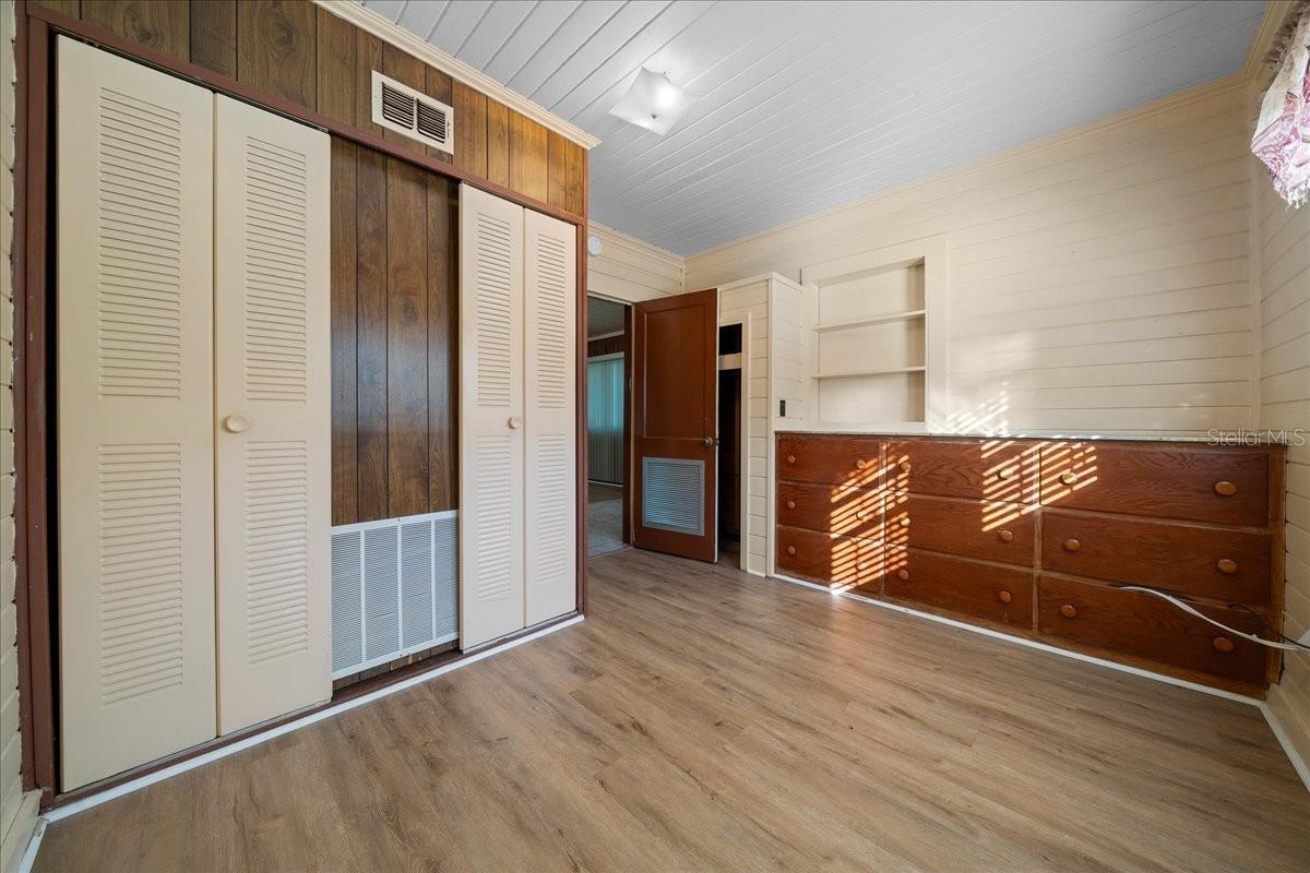 GRAPELAND TERRACE - Residential