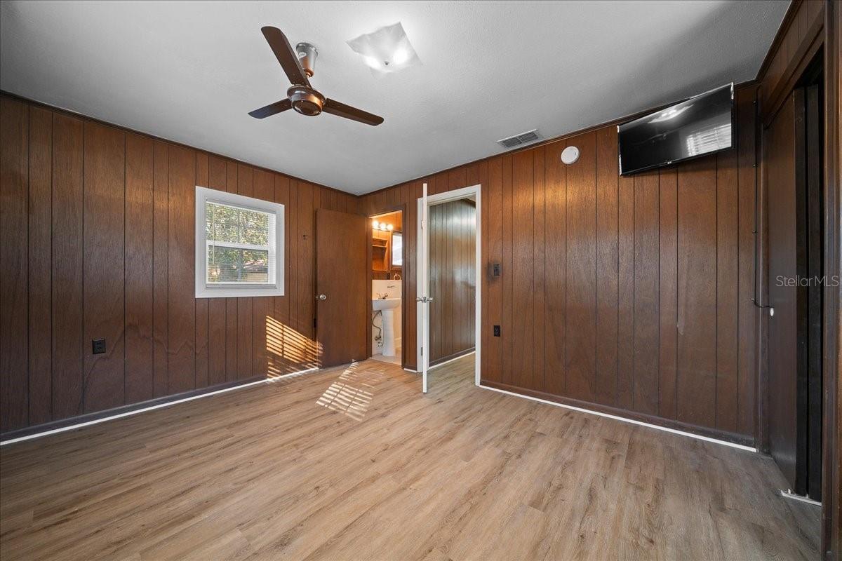 GRAPELAND TERRACE - Residential