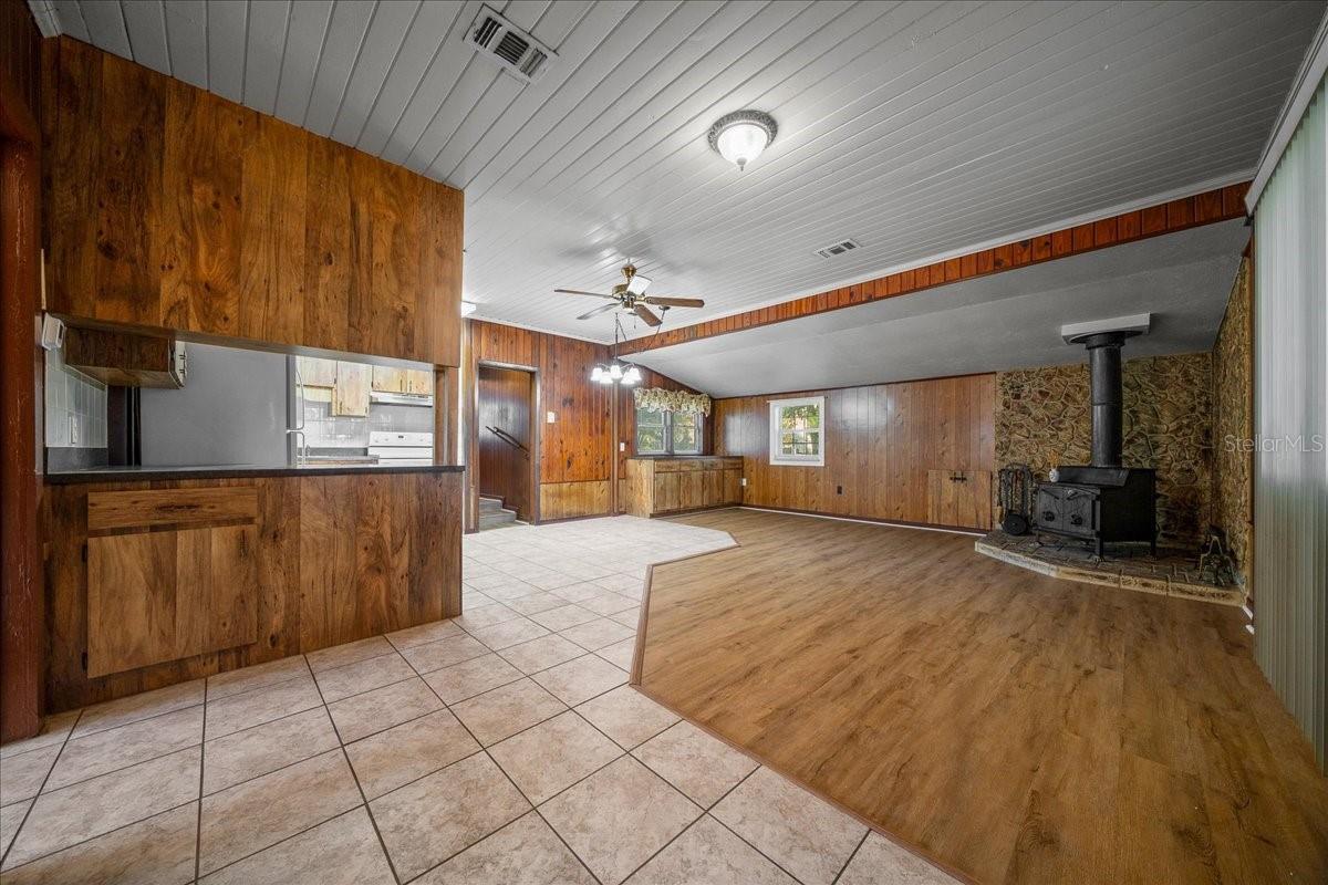 GRAPELAND TERRACE - Residential