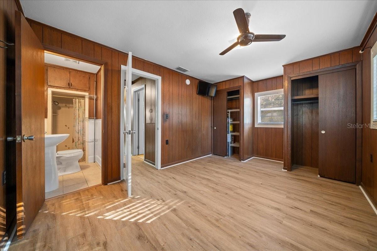 GRAPELAND TERRACE - Residential