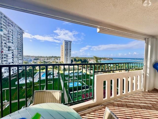 PLAYA AZUL III - Residential