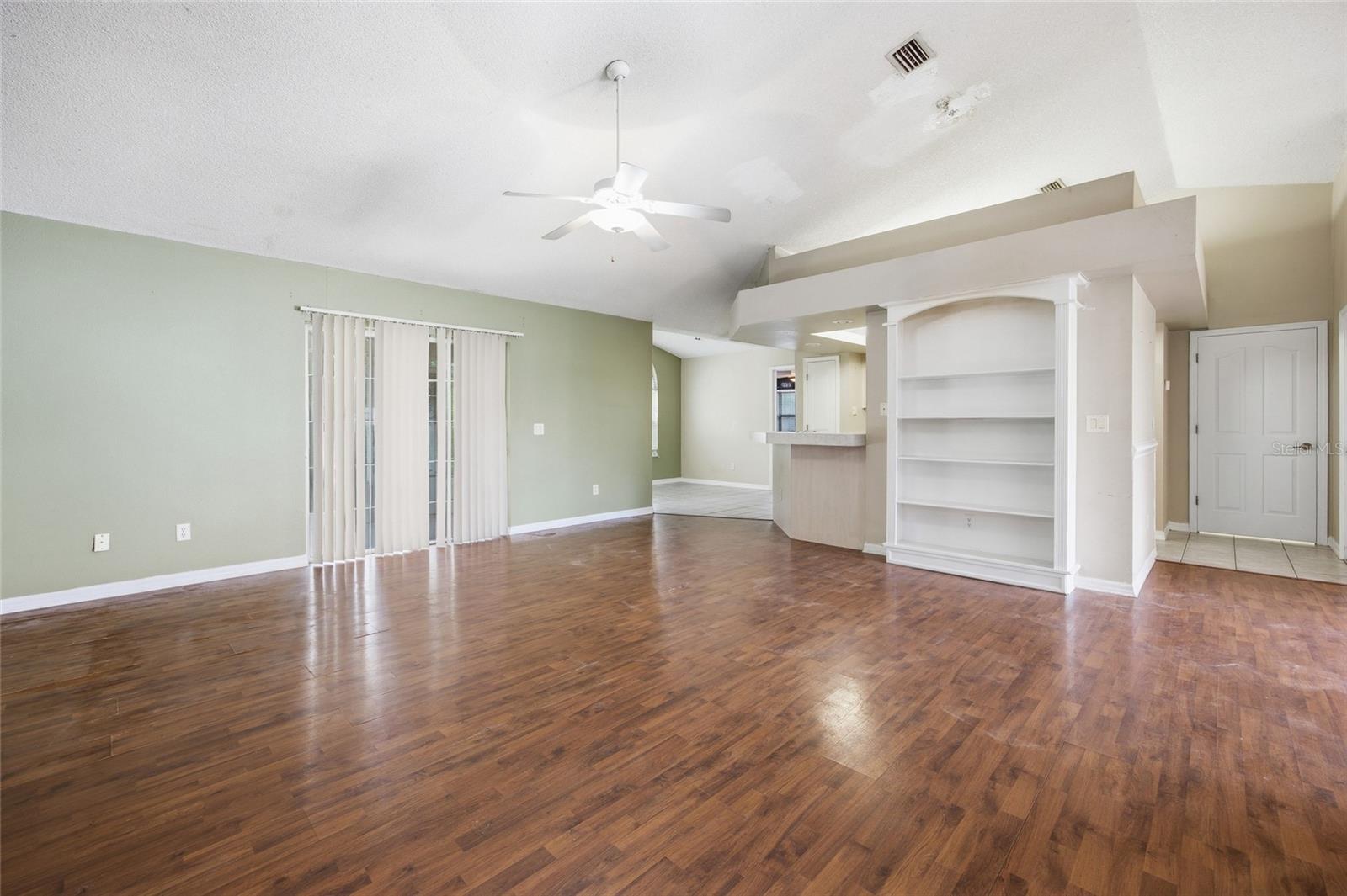 KINGSLAND COUNTRY ESTATES - Residential