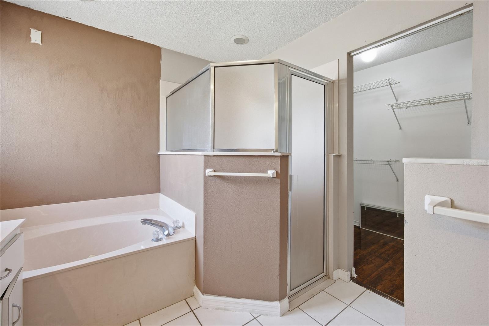 KINGSLAND COUNTRY ESTATES - Residential