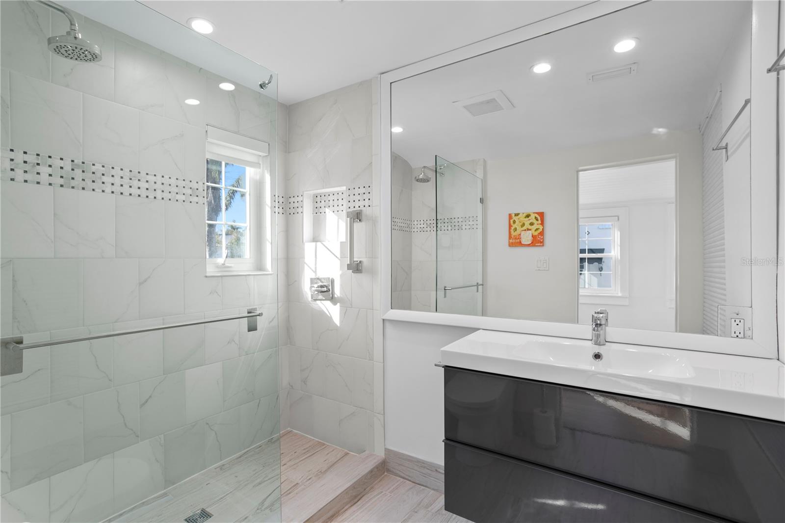 SNELL & HAMLETTS NORTH SHORE ADD - Residential