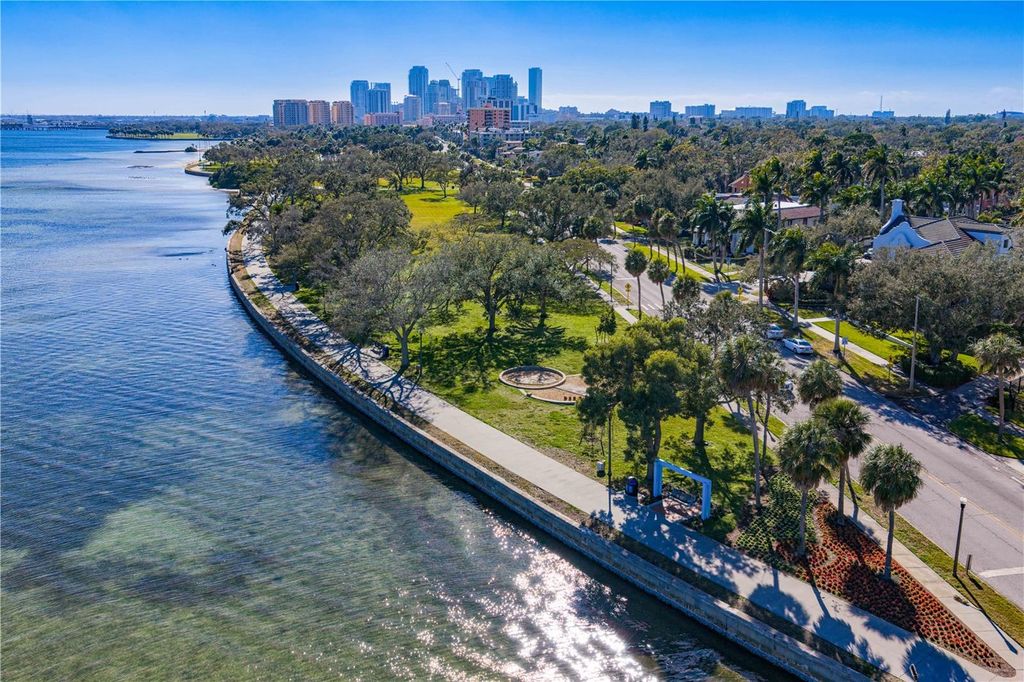 Photo of 936 17th Avenue NE, St Petersburg, FL 33704 (MLS # TB8473567)