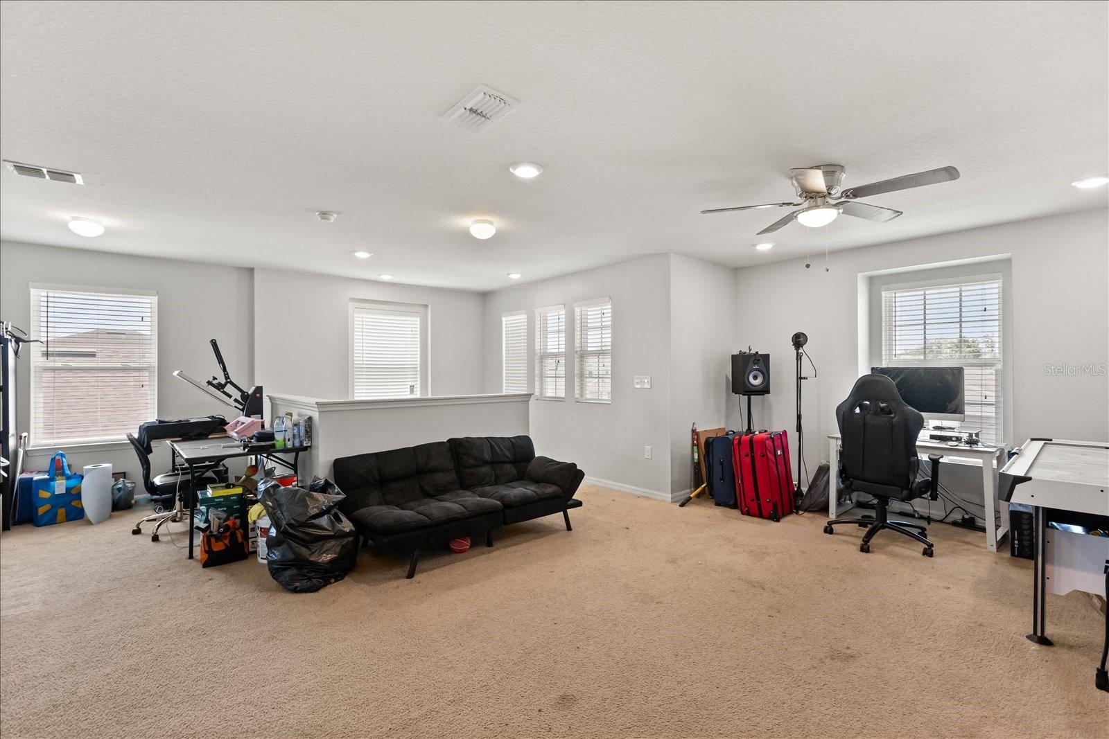 SILVERLEAF - Residential