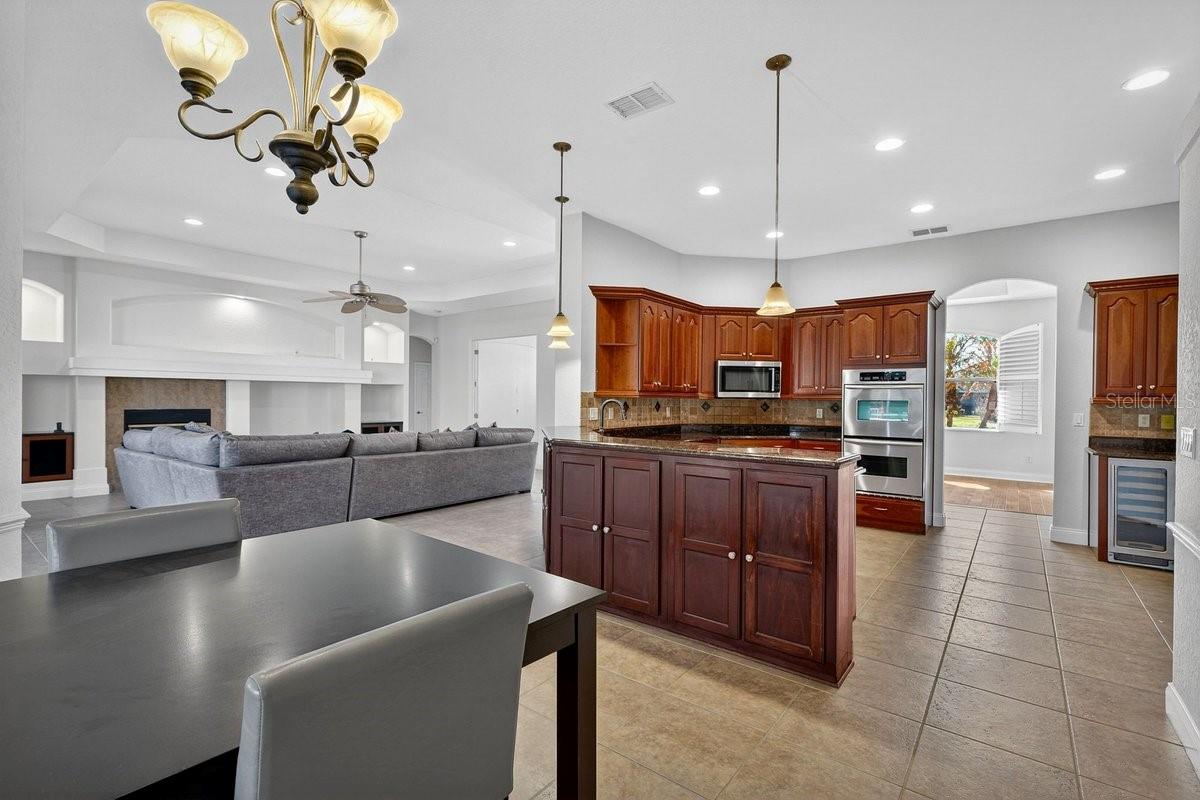 ROLLING HILLS ESTATES PH 01 - Residential