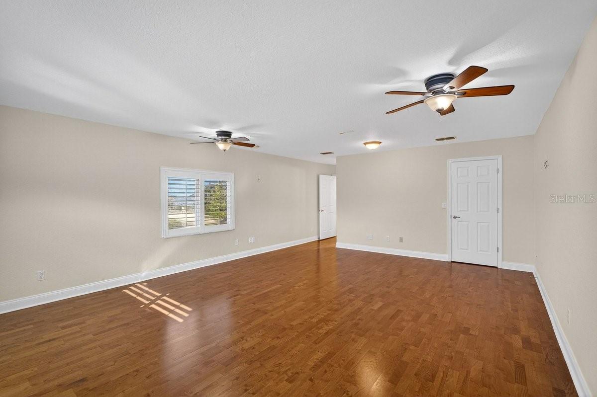 ROLLING HILLS ESTATES PH 01 - Residential