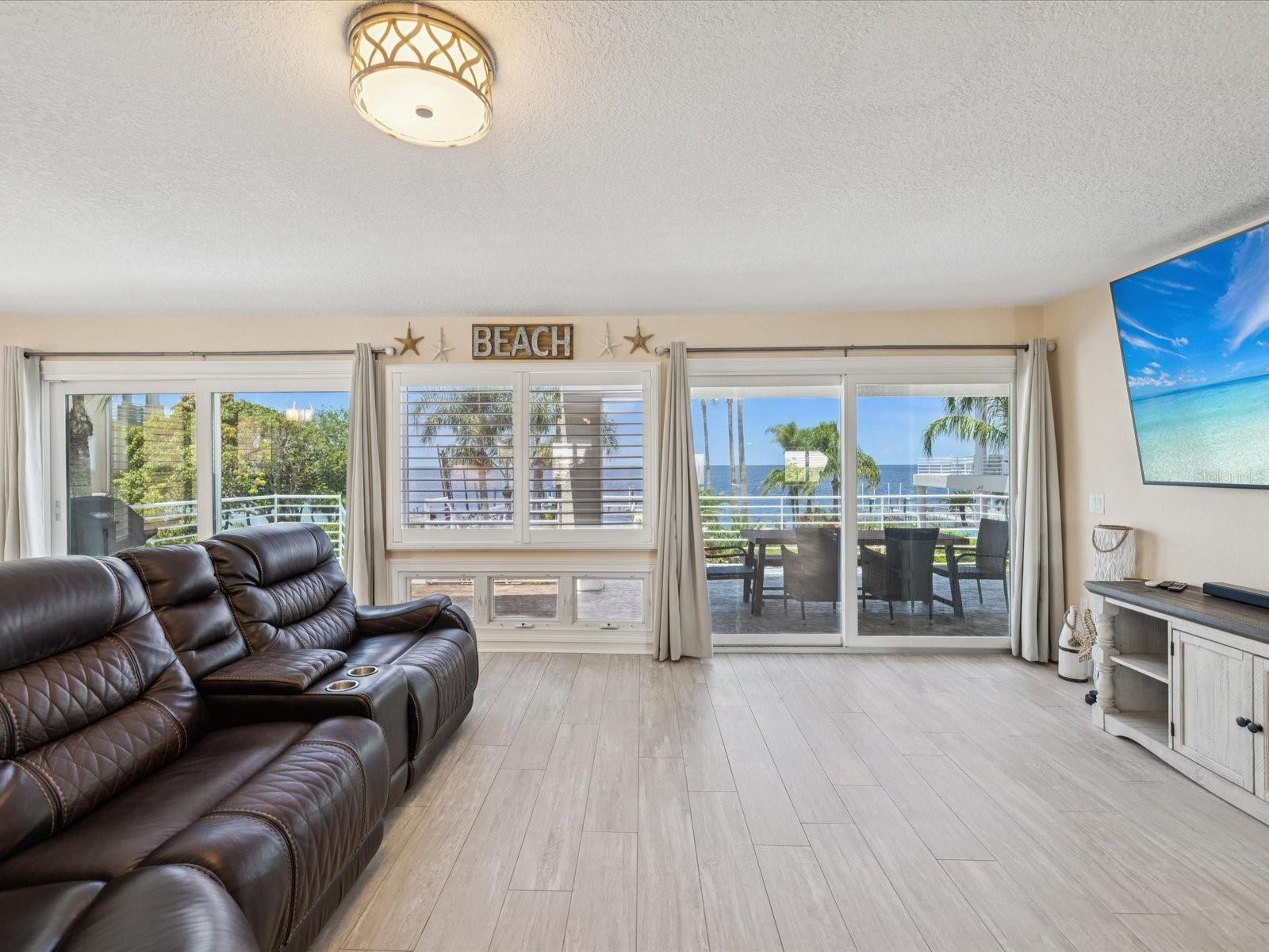 GULF HARBORS SOUTH BEACH - Residential