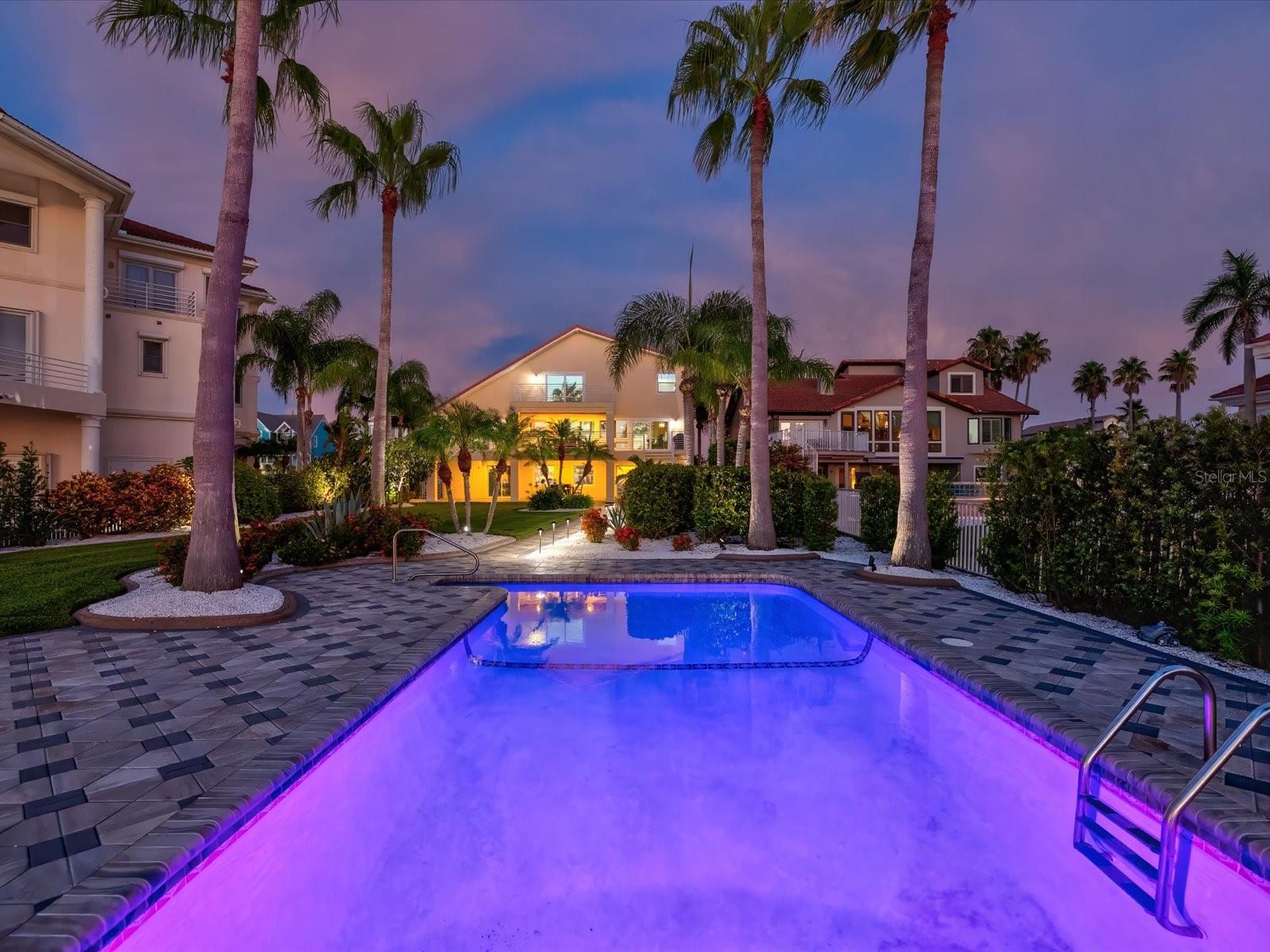 GULF HARBORS SOUTH BEACH - Residential