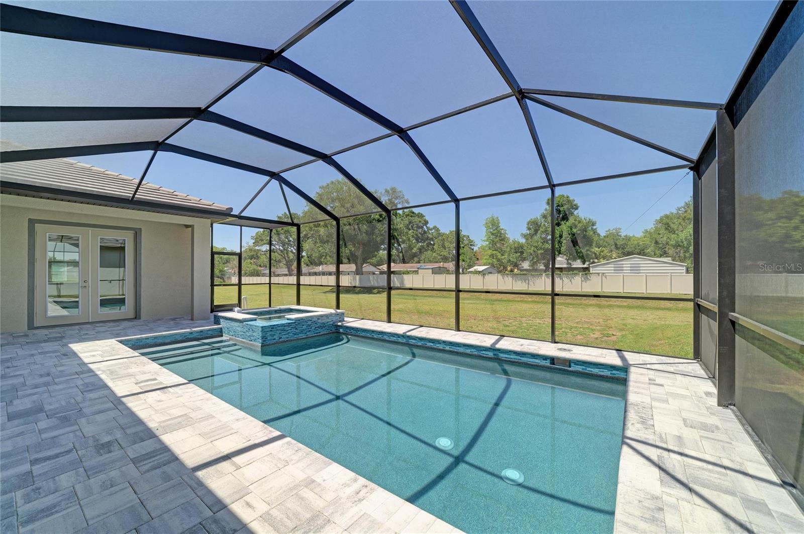 HIDDEN LAKES - Residential