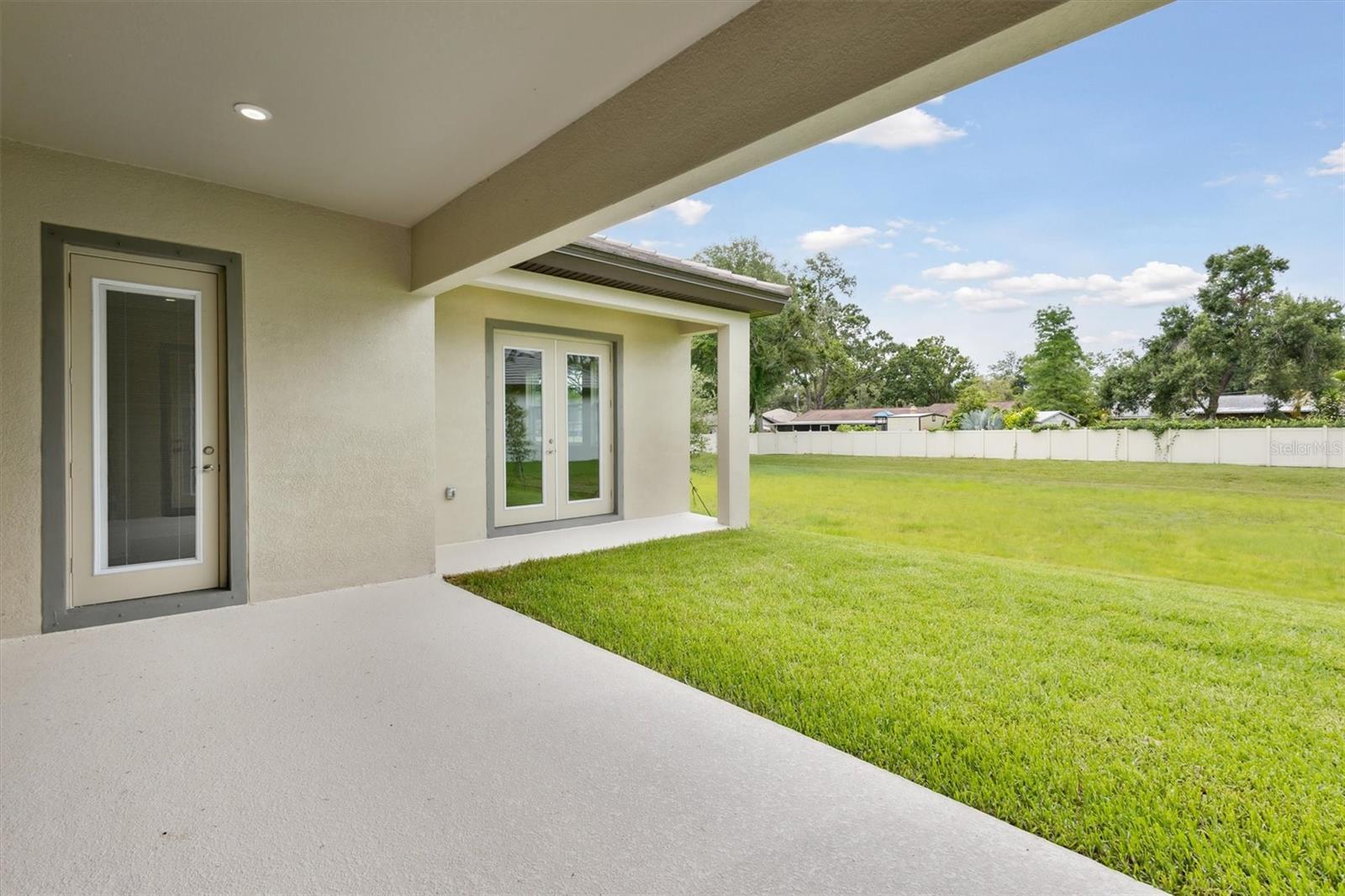 HIDDEN LAKES - Residential