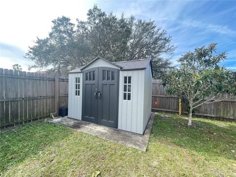 A home in APOPKA