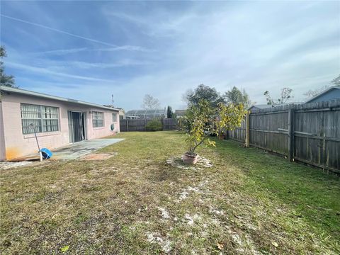 A home in APOPKA