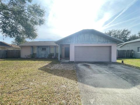 A home in APOPKA