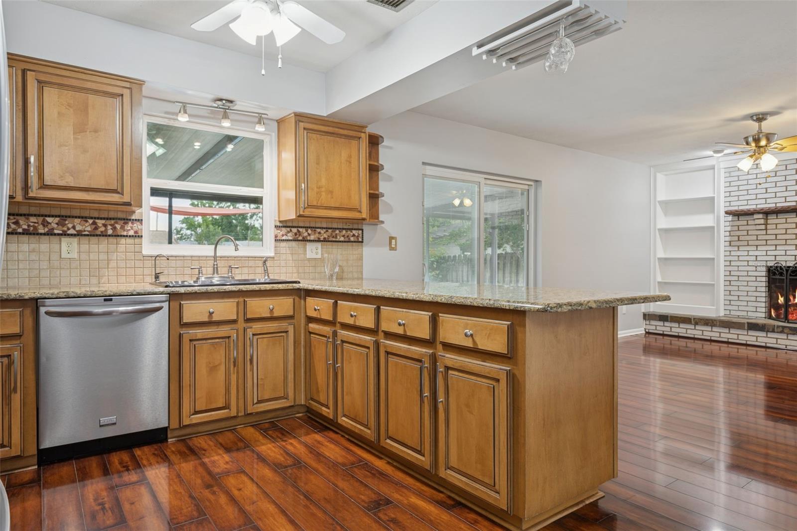 SUNLAKE PARK UNIT 1 - Residential