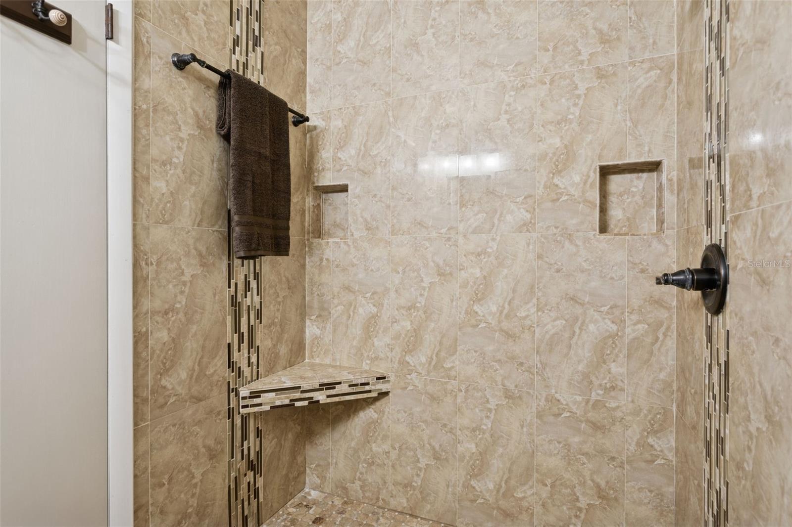 SUNLAKE PARK UNIT 1 - Residential