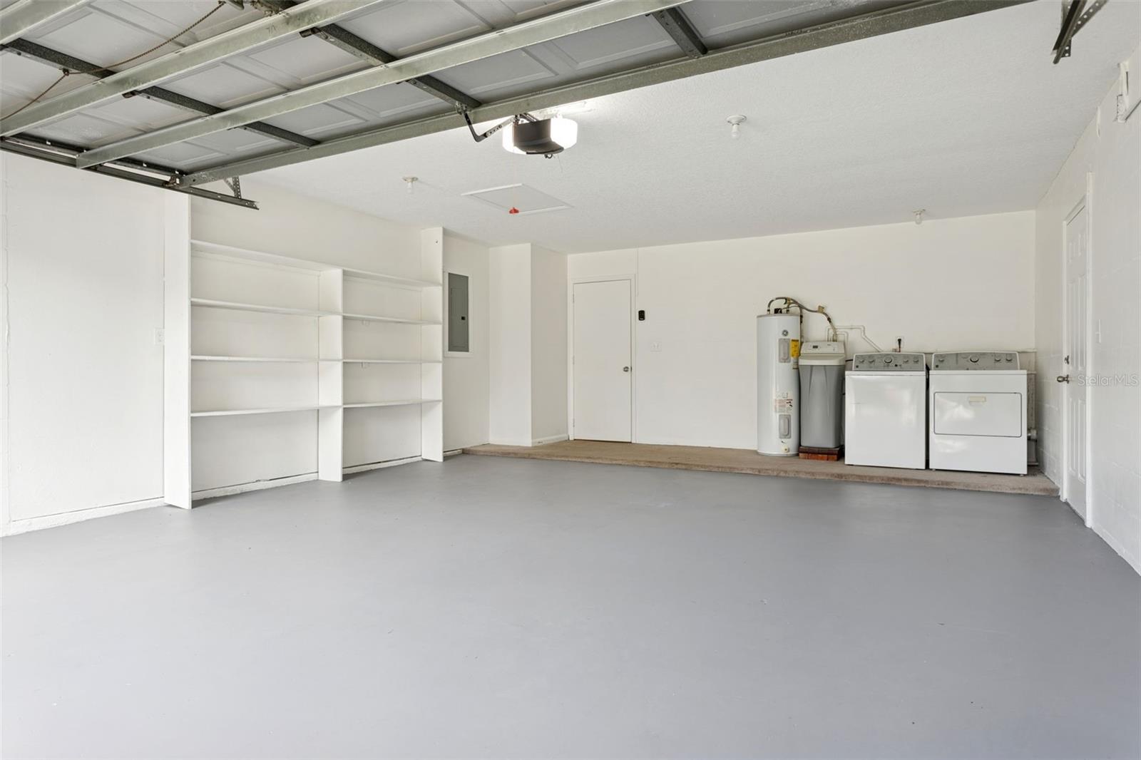 SUNLAKE PARK UNIT 1 - Residential