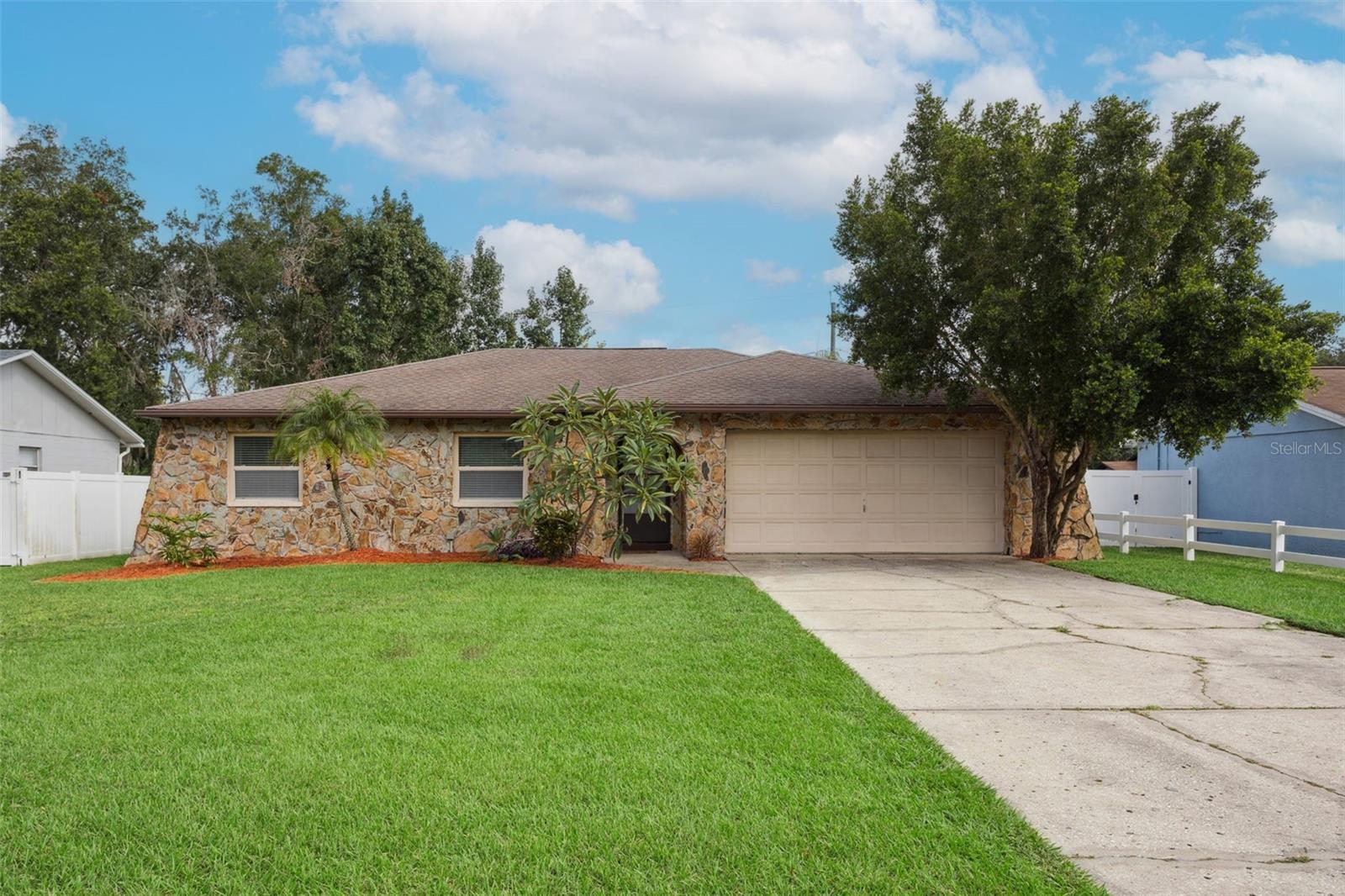 SUNLAKE PARK UNIT 1 - Residential