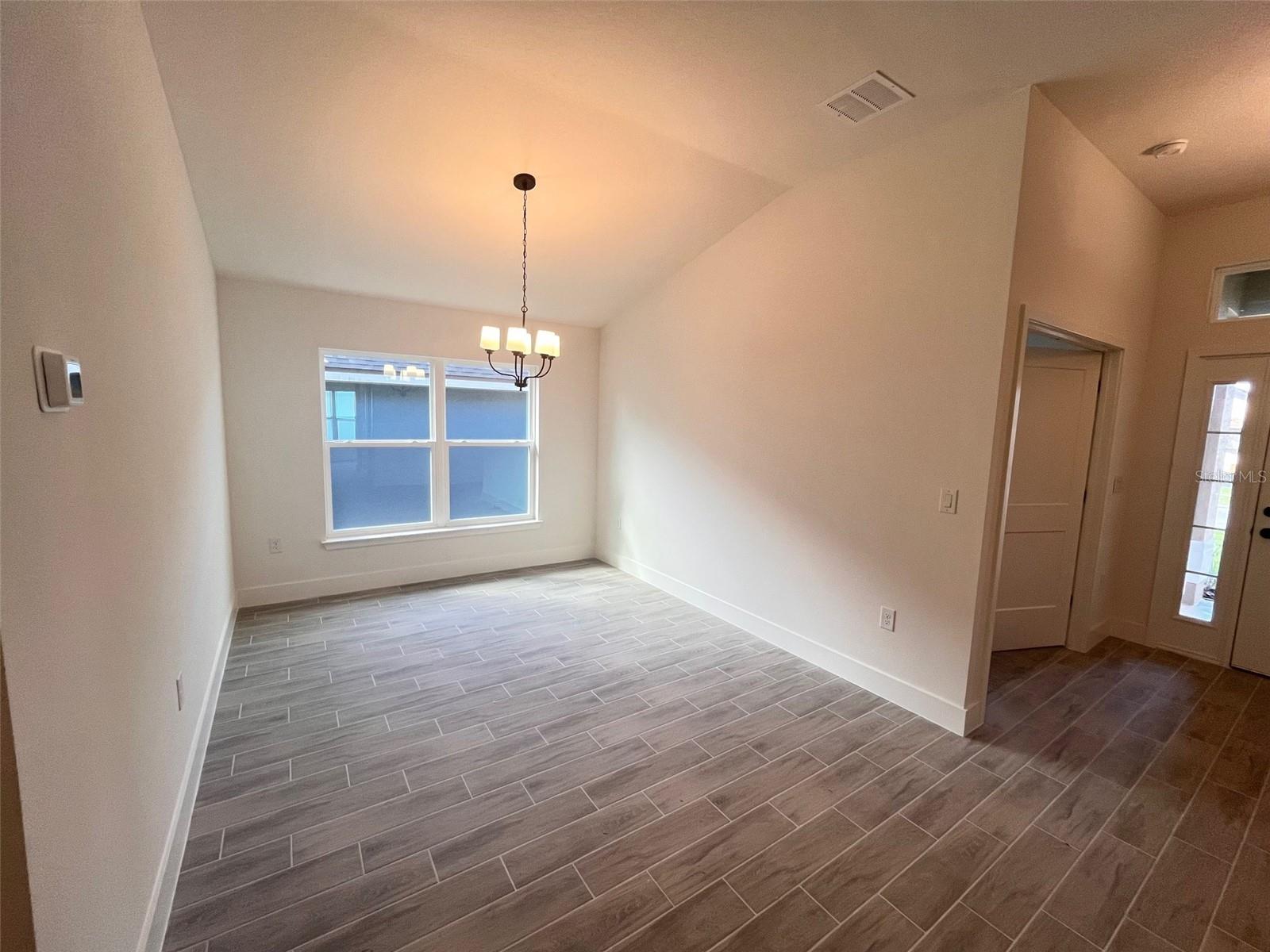 ABBEY GLEN - Residential