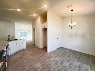 ABBEY GLEN - Residential